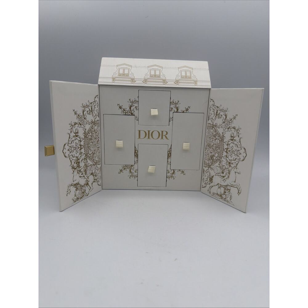 DIOR 30 MONTAIGNE LUXURY MINI BEAUTY ADVENT CALENDAR 2023 USA GIFT BOX Only